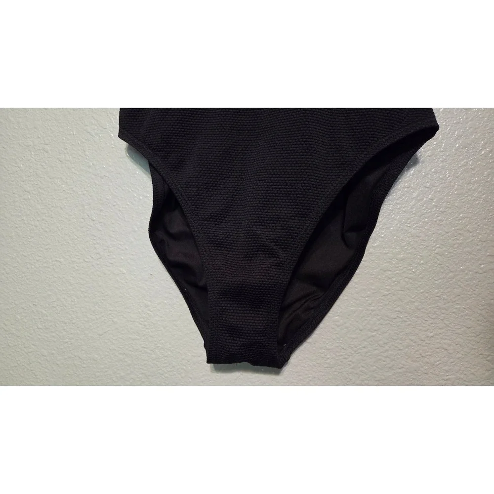 Kate Spade One Piece Swimsuit Med. Black Scalloped Plunge Textured Resort Beach